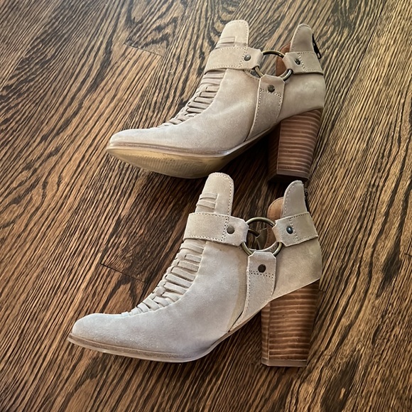 Seychelles Suede Booties - Picture 2 of 7